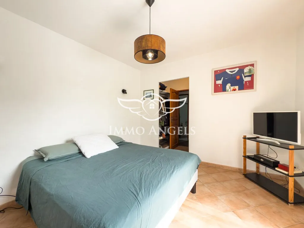 Bedrooms - Ground Floor House with Pool in Quiet Area