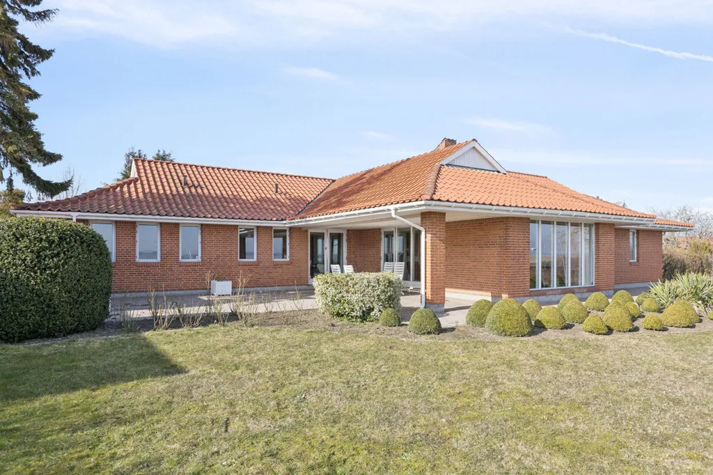 5-toaline maja asukohas Karrebæksminde