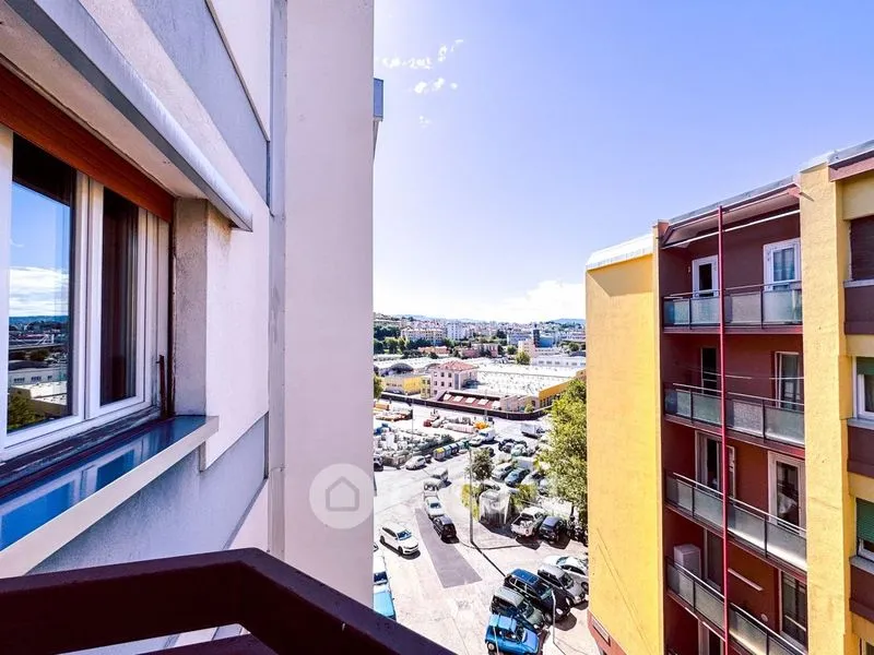 Rõdu - Modern Flat with Balcony in Trieste