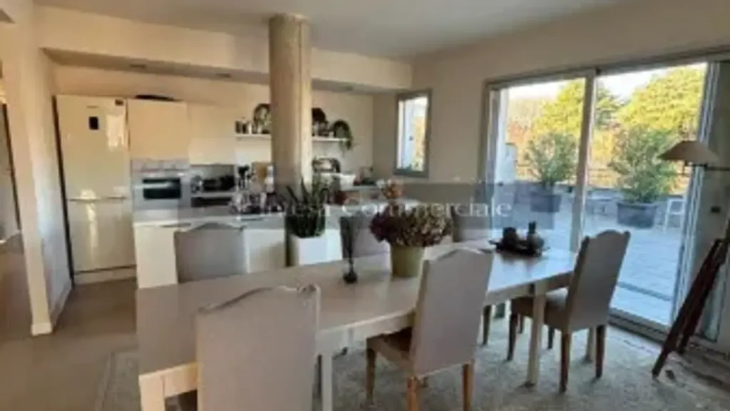 Söögituba - Penthouse with Rooftop Terrace near Brescia Centre