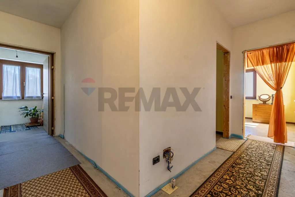 Ingresso - Villa indipendente con parco privato a Magnano