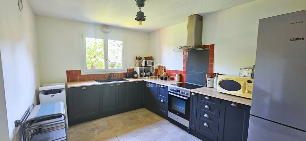 Cuisine - Appartement Duplex avec Balcon à Gex