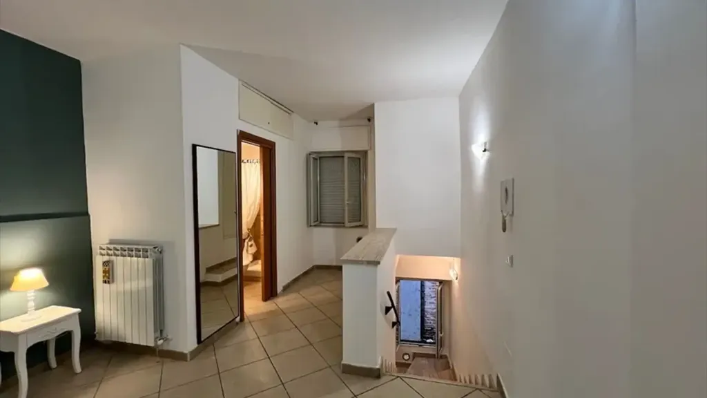 Esik - Restored Townhouse in Chieti Centre