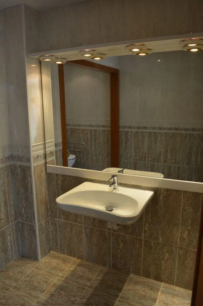Bathrooms - Office with Corner Location in Valencia
