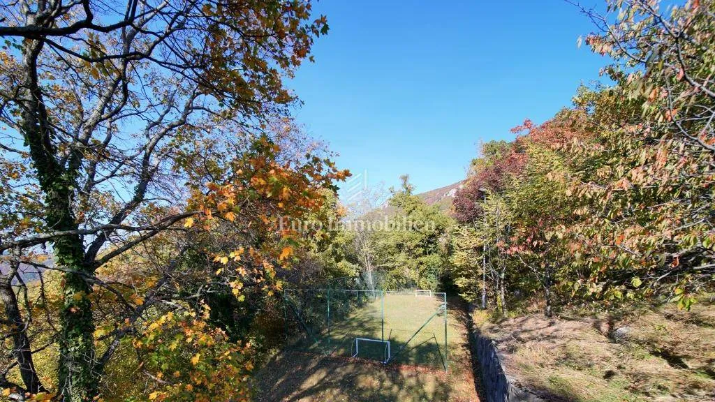 Jardin - Renovated Estate with Panoramic Views in Lupoglav