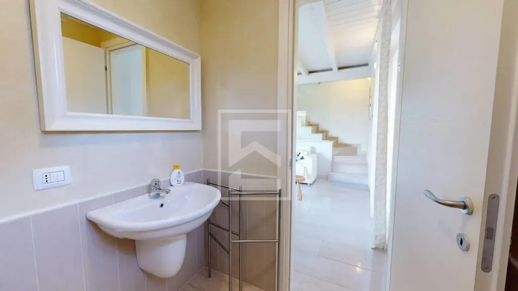 Vannitoad - Villa with Private Pool near Lake Garda