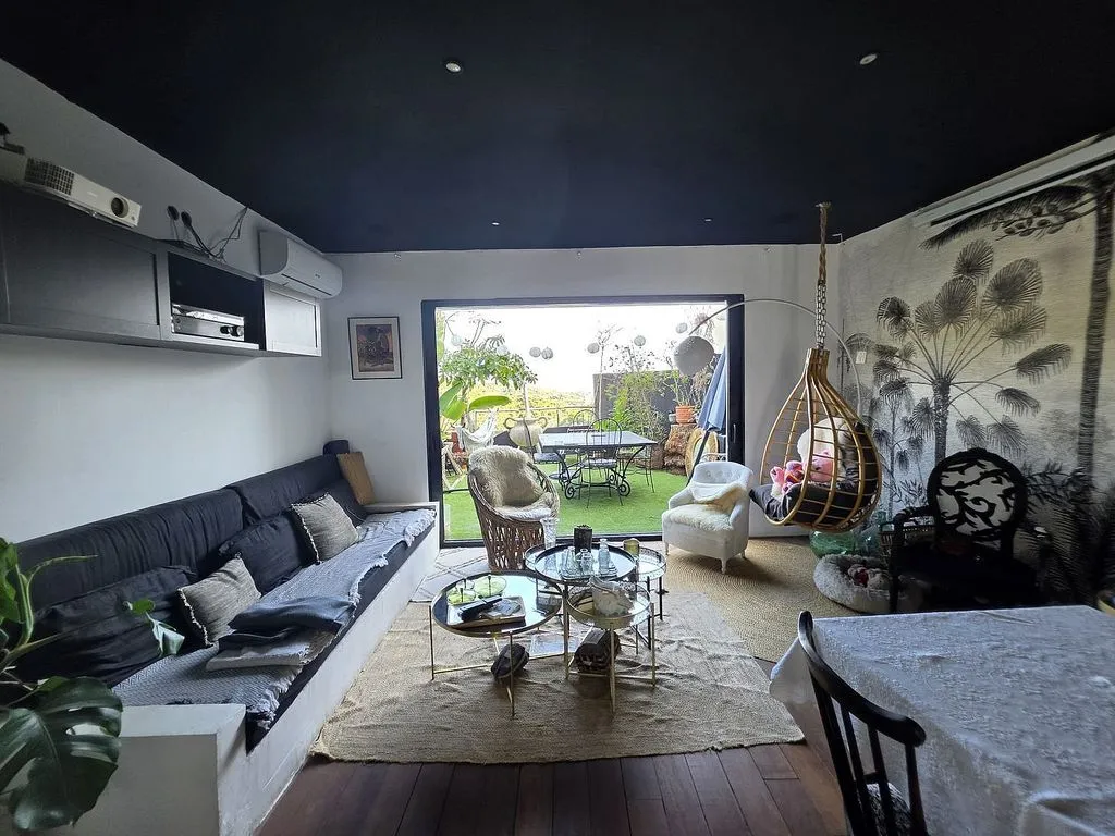 living_room