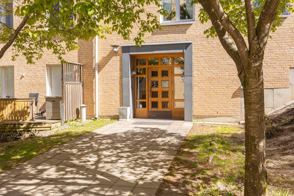 Entrée - Modern Flat with Garden in Frösunda