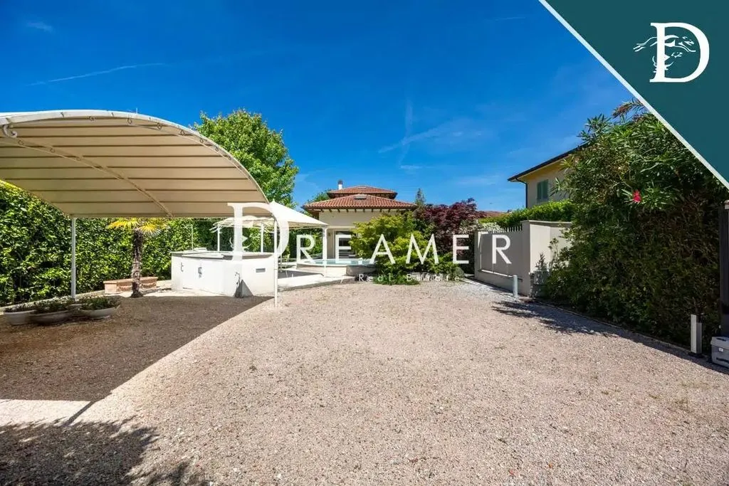 Terrass - Luxury Villa with Pool in Forte dei Marmi