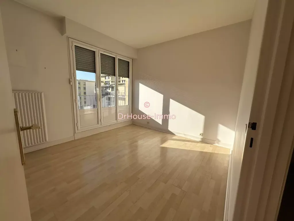Stanze - Spacious Flat with Seine View in Mantes-La-Jolie