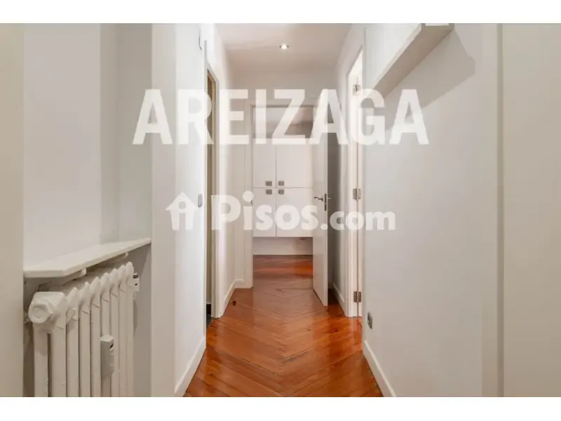 Entrée - Spacious Apartment with Terrace in Amara