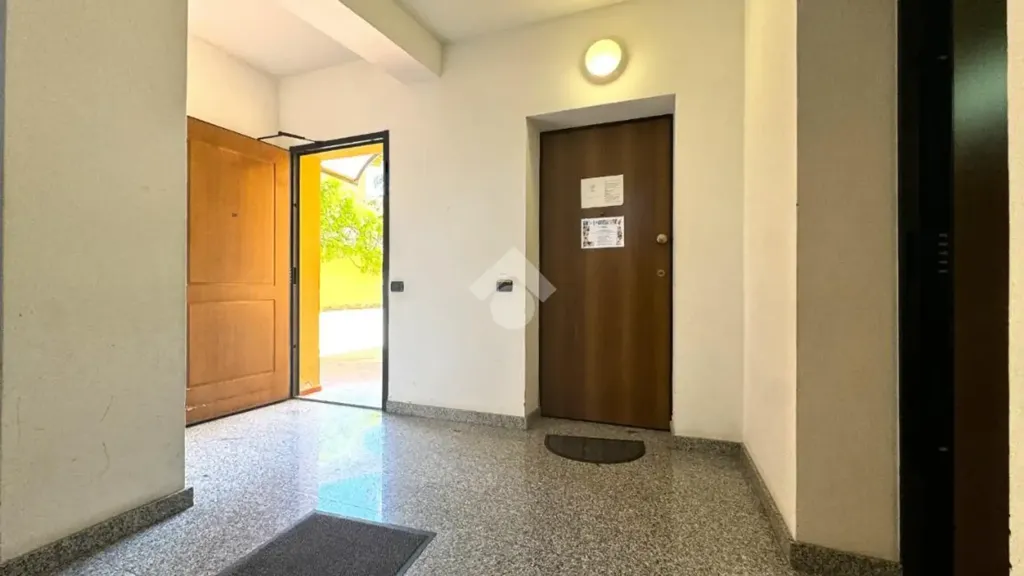 Esik - Ground Floor Trilocale with Parking in Tortolì