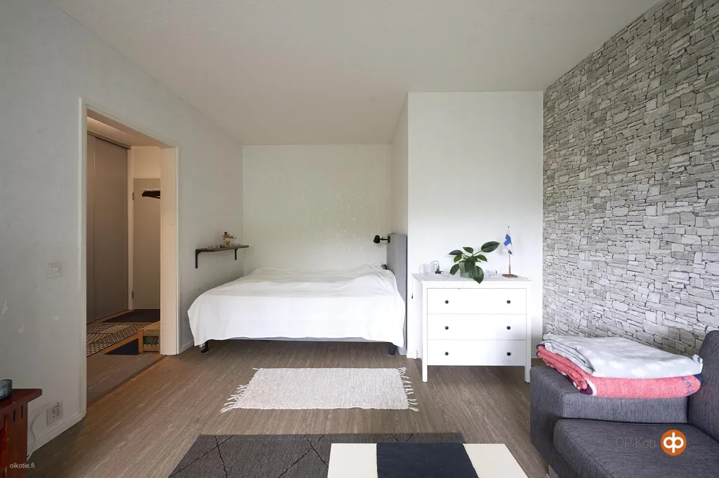 Magamistoad - One-Bedroom Flat with Garden Access in Halikko