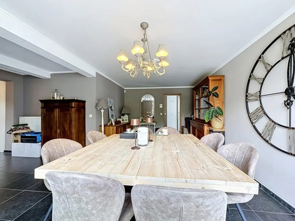 Dining Room - Duplex with Garden in Monstreux