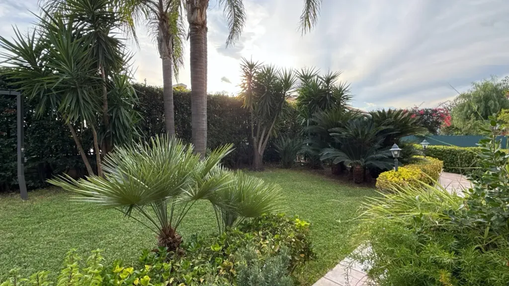 Jardin - Villa with Panoramic View in Siracusa