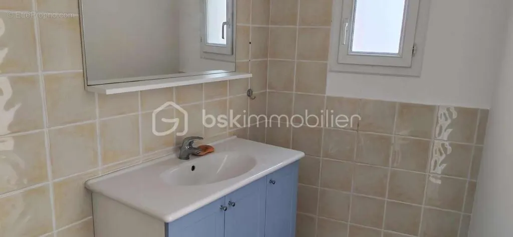 Bagni - Renovated Triplex with Terraces in Nîmes