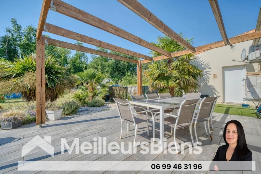 Terrazza - Contemporary House with Garage near Jonzac