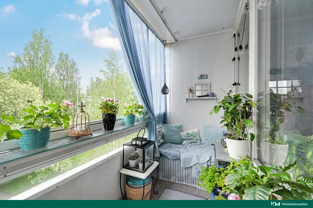 Balcon - Apartment with Terrace in Lapila, Kerava