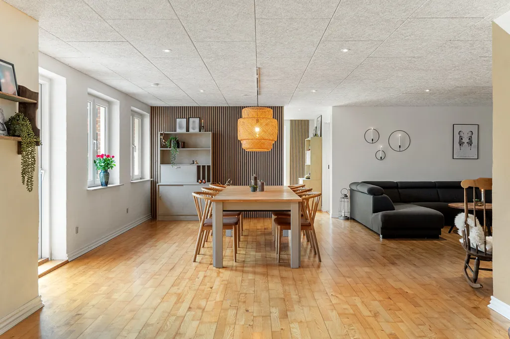 Salle à manger - Modern Villa with Extensive Land in Sinding