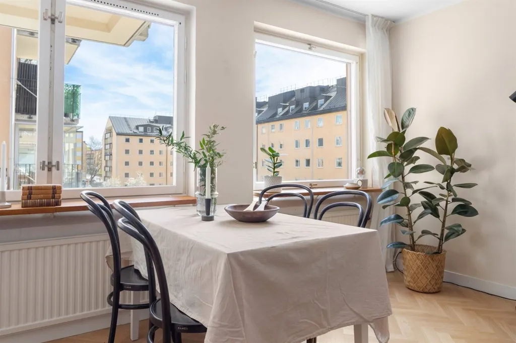 Söögituba - Bright 2-Bedroom Flat in Central Sundbyberg