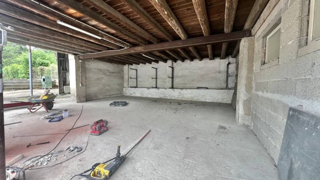 Garage - Entrepôt à Louer à Perl, Proche de Schengen