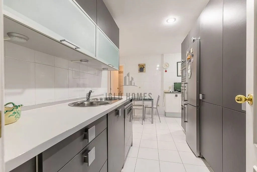 Köök - Apartment with Terrace in Ríos Rosas, Madrid