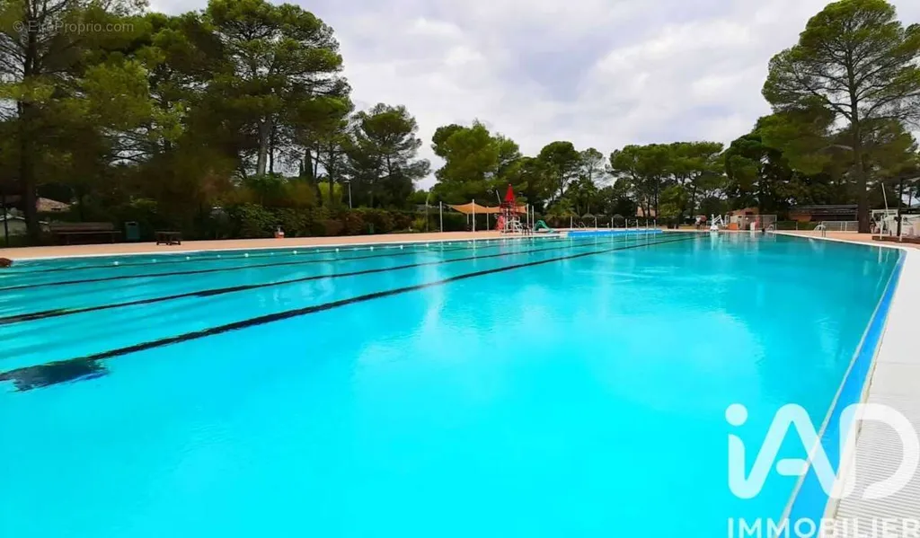 pool_area