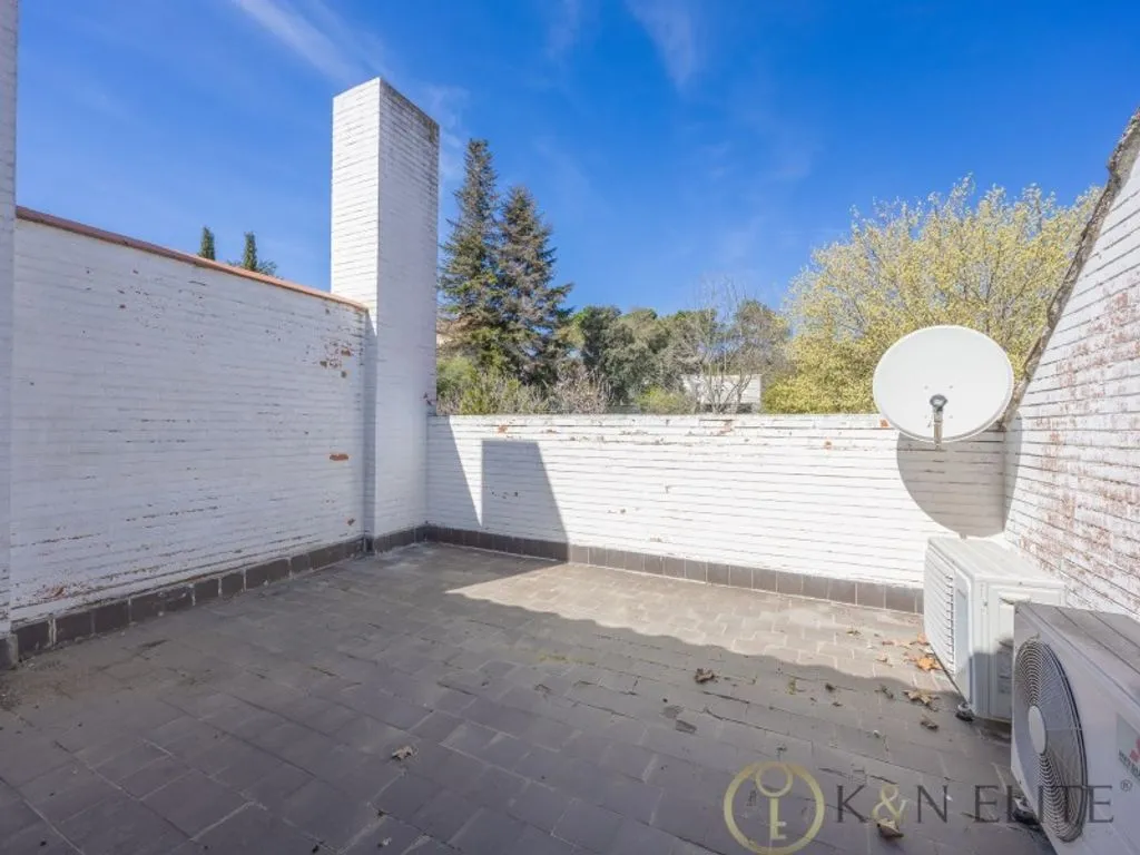 Terrazza - Luxury Villa with Pool in Madrid