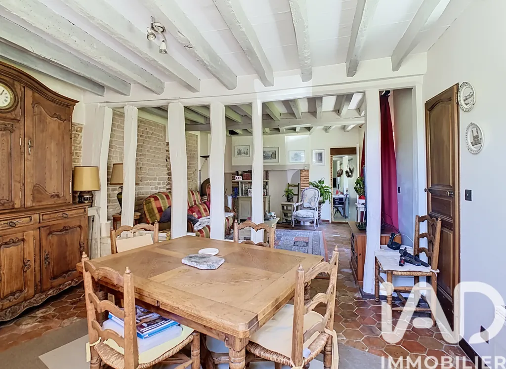 Salle à manger - Maison de village avec terrasse à Pleurs