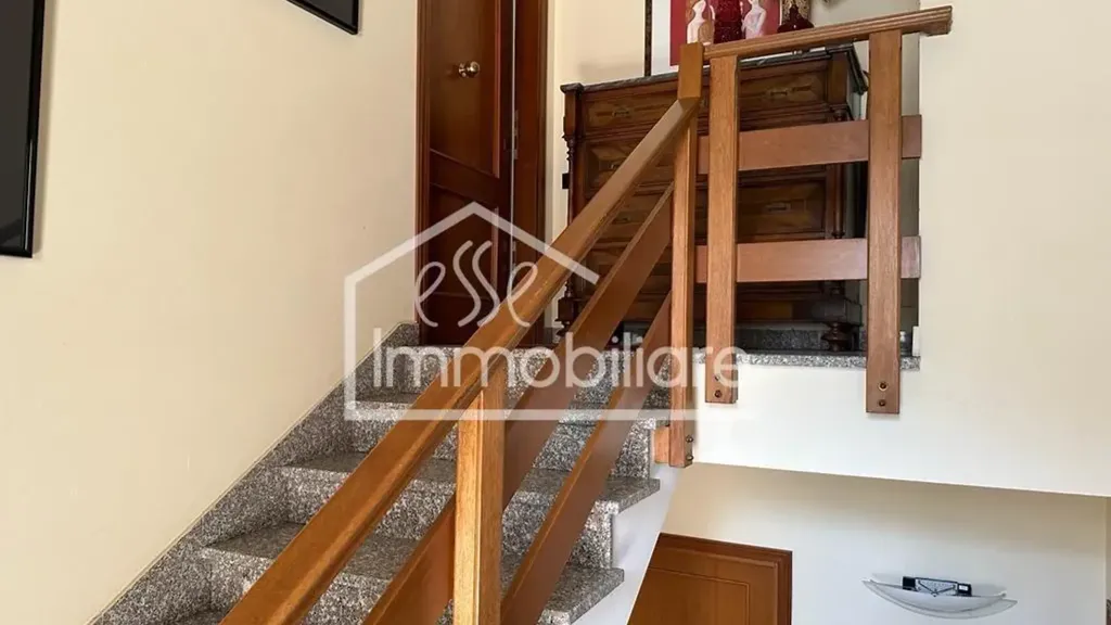Toad - Attico with Terrace in Empoli