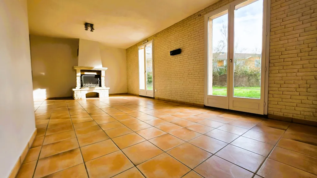 Séjour - Maison Pavillonnaire avec Terrasse à Montauban