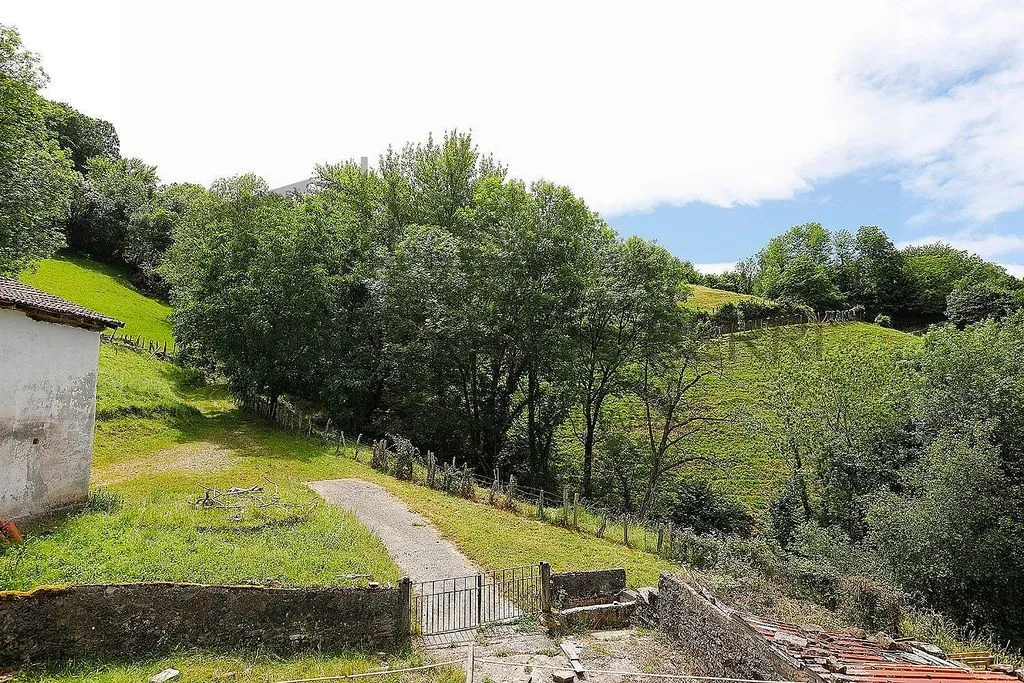 Giardino - Traditional Chalet with Terrace in Baztan Valley