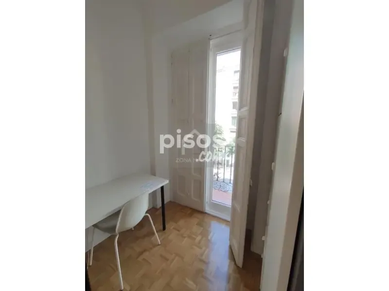 Chambres - Apartment with Balconies to Plaza de Chueca, Madrid