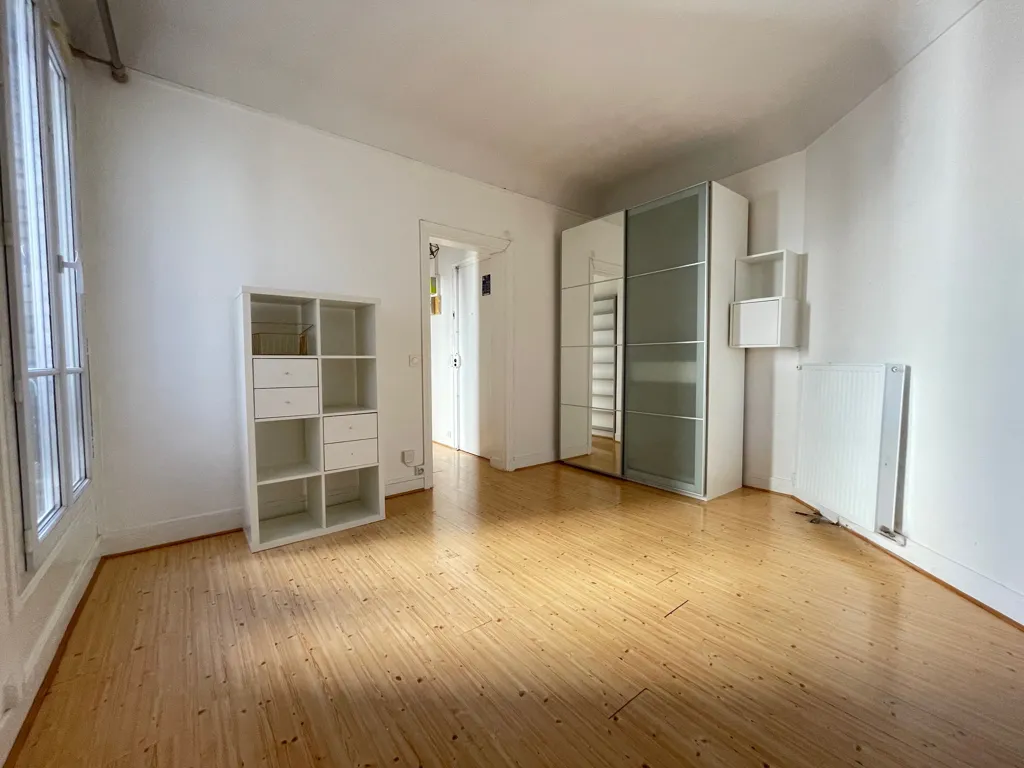Toad - Studio with Courtyard View in Paris 18ème