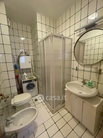 Salles de bain - Rearranged Apartment with Balcony in Castel di Sangro