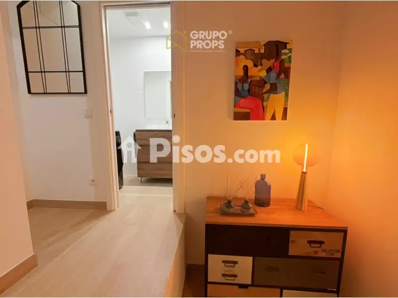 Esik - Reformed Duplex Flat in Chamberí