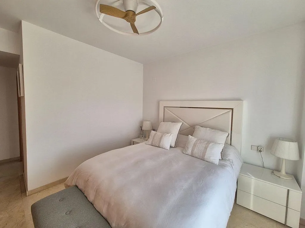 Dormitorios - Ático duplex con terraza en Carrer de l'Estatut Valencià
