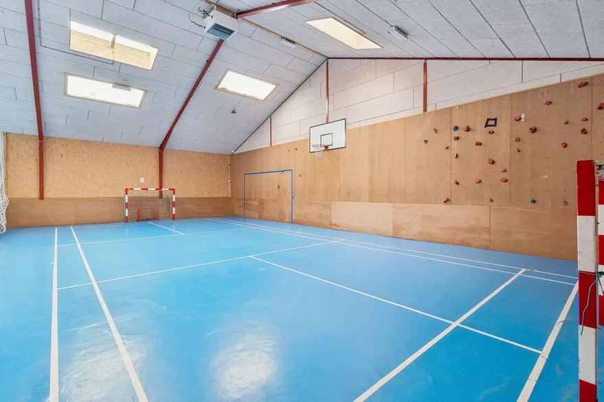 Rooms - Flexible Business Property with Divisions in Silkeborg