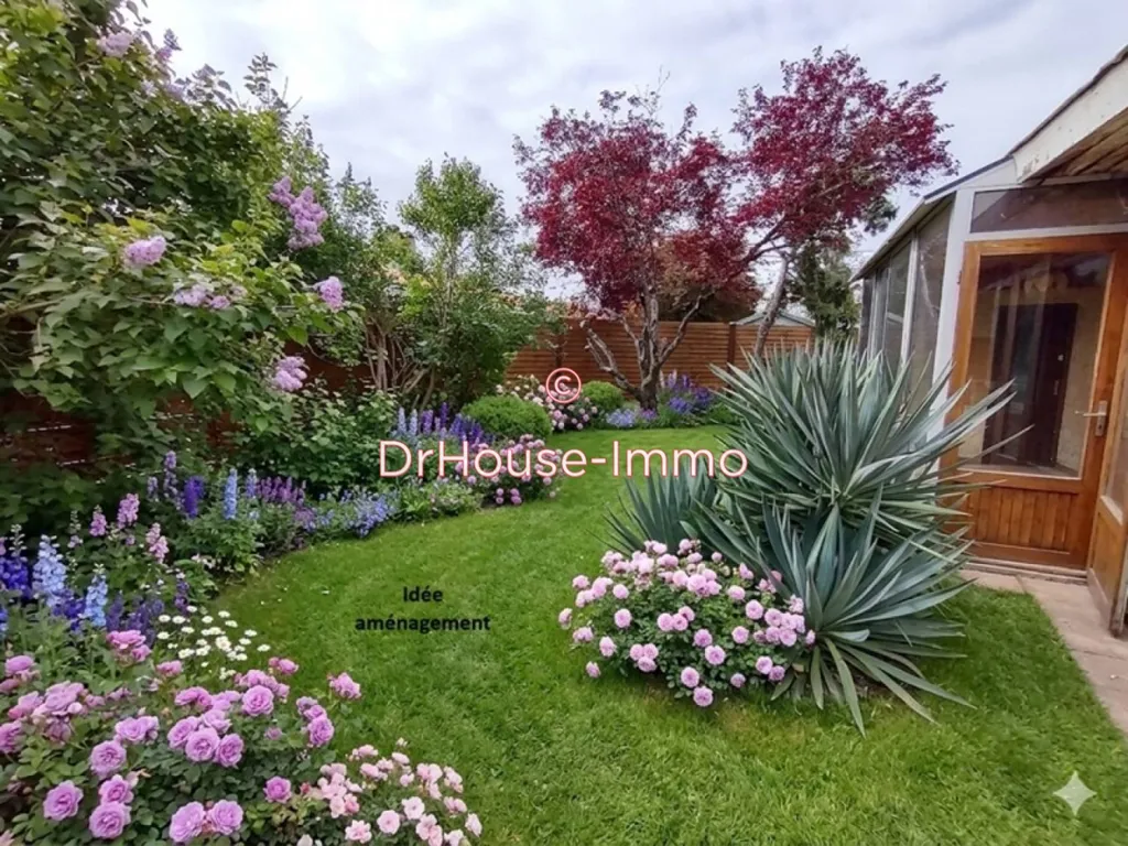 Jardin - Maison à Rafraîchir avec Véranda à Déols