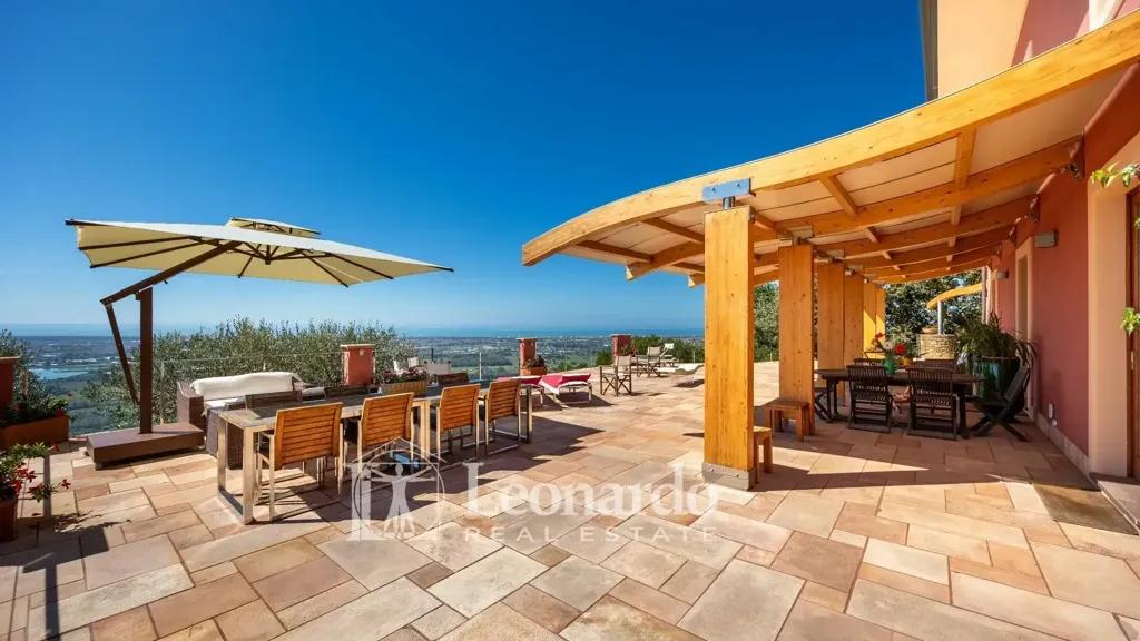 Terrasse - Villa with Sea View in Massarosa