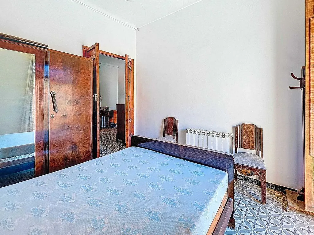 Chambres - Corner House with Balcony in Pinoso