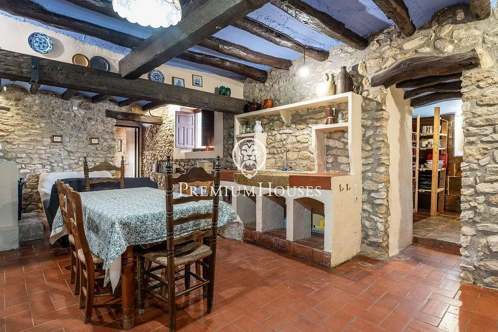 Söögituba - Luxury Farmhouse with Pool near Catllar