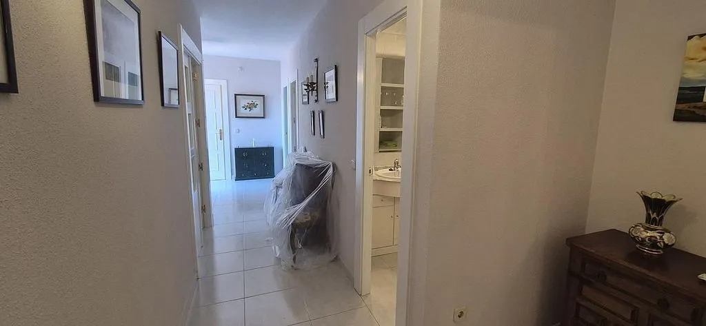 hallway_entrance