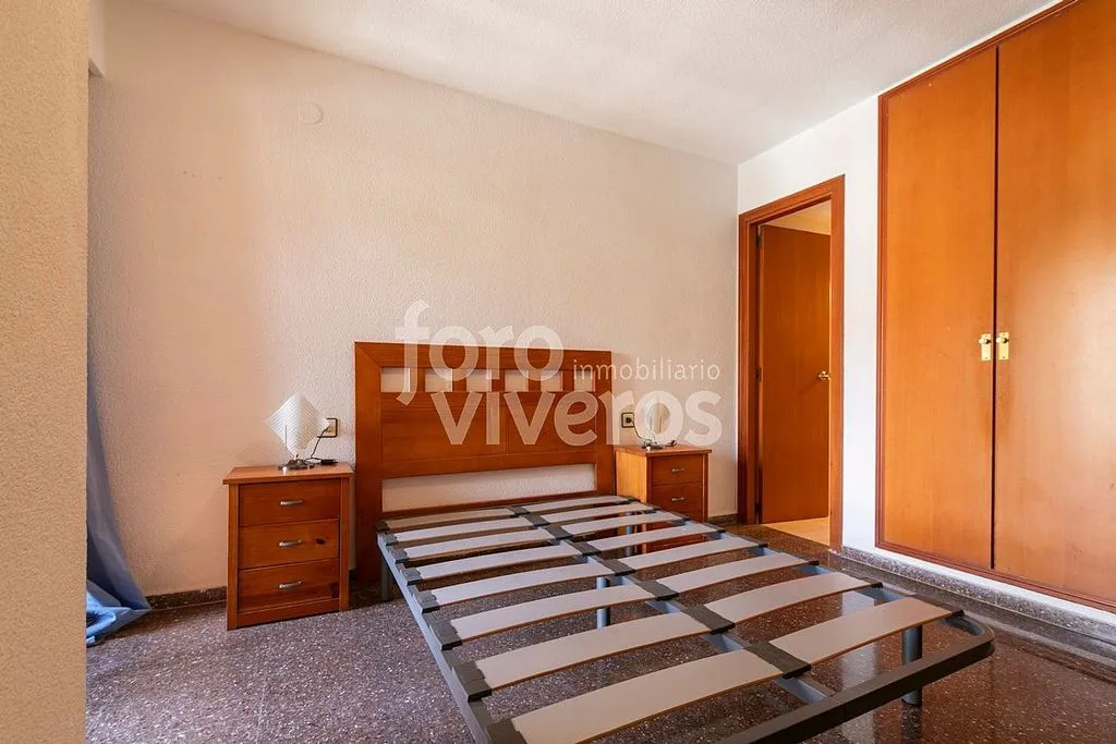 Bedrooms - Apartment with Balcony and Lift in La Carrasca