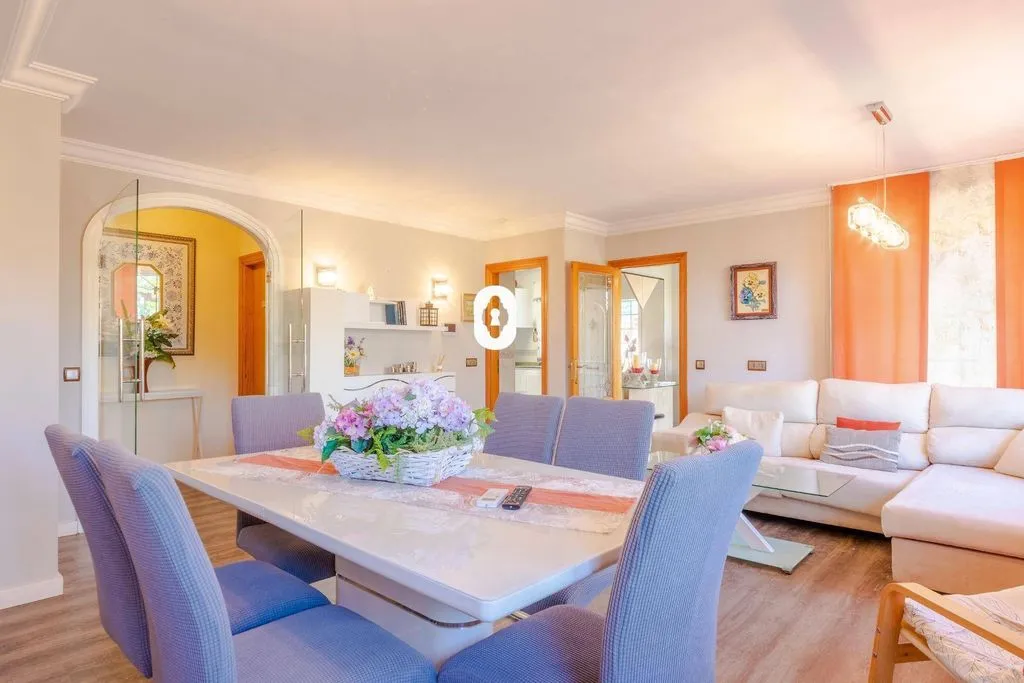 Salle à manger - Semi-Detached Villa with Pool in Playas de Muro
