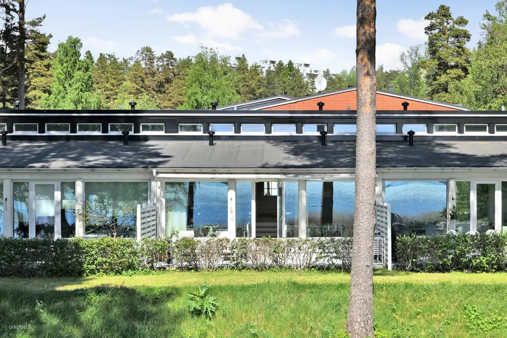 Välivaade - Modern Villa with Sea View in Soukanranta, Espoo