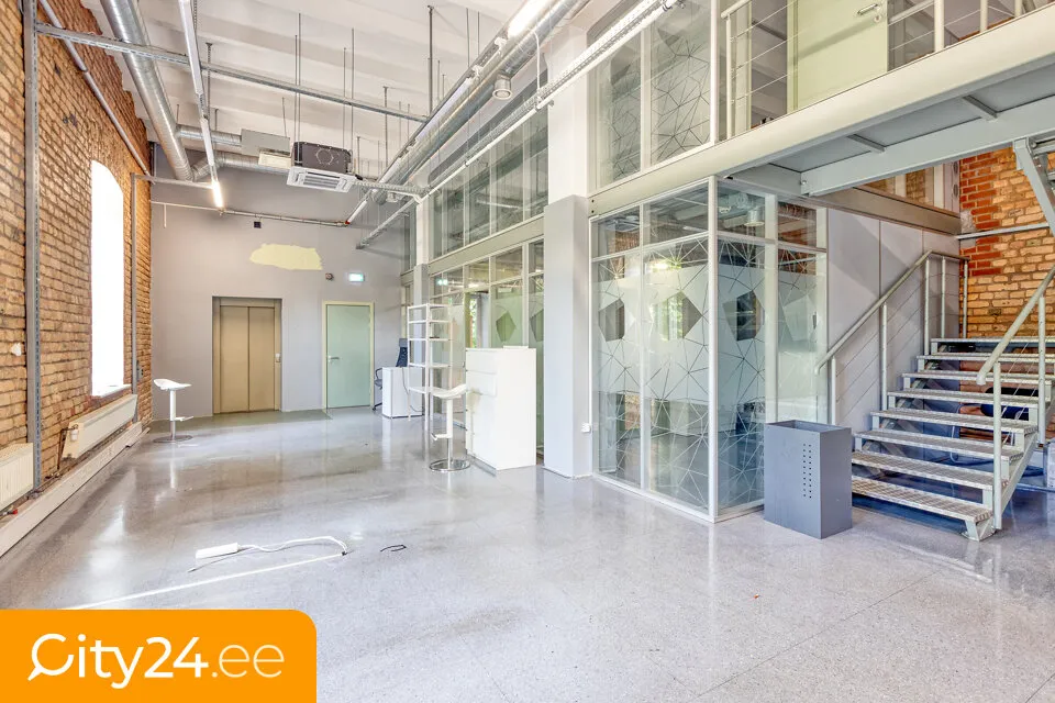 Stanze - Office Building with Modern Lifts in Teika