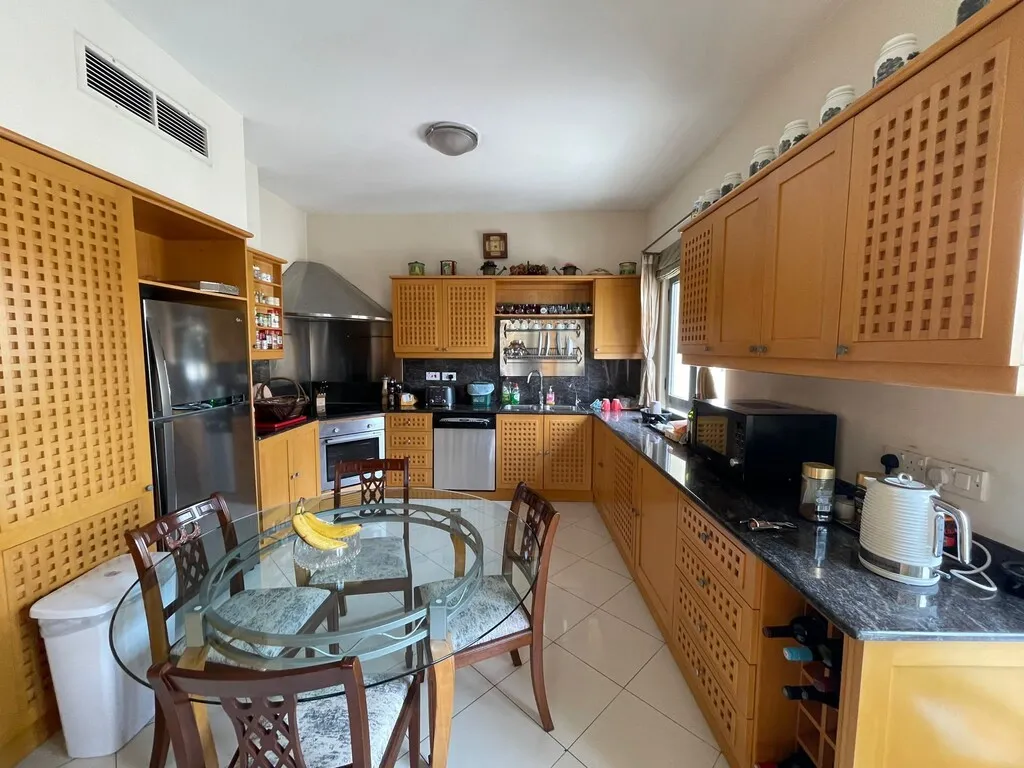 Cucina - Appartamento con 3 camere a Portomaso