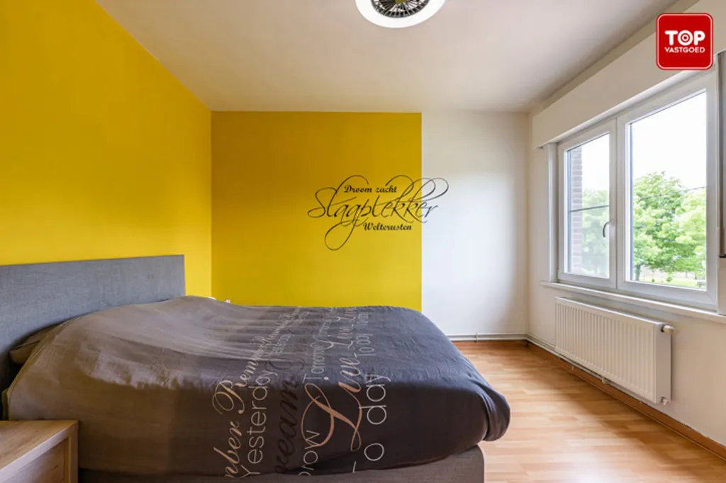 Half-Open House with Garden in Evergem