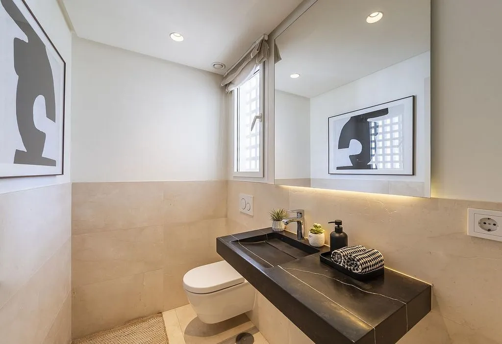 Vannitoad - Duplex with Pool in Marbella's Golden Mile